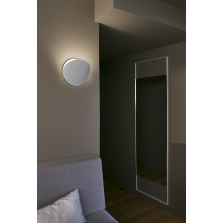 OVO 240 White wall lamp